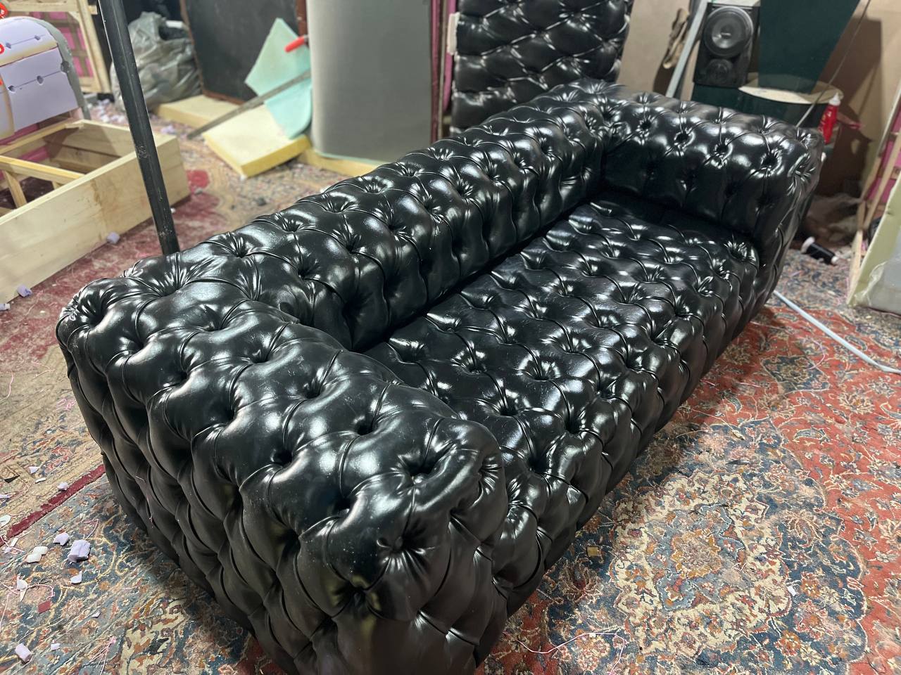 کاناپه ۳ نفره چستر لمسه دست